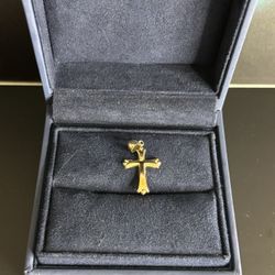 10k Cross Pendant 