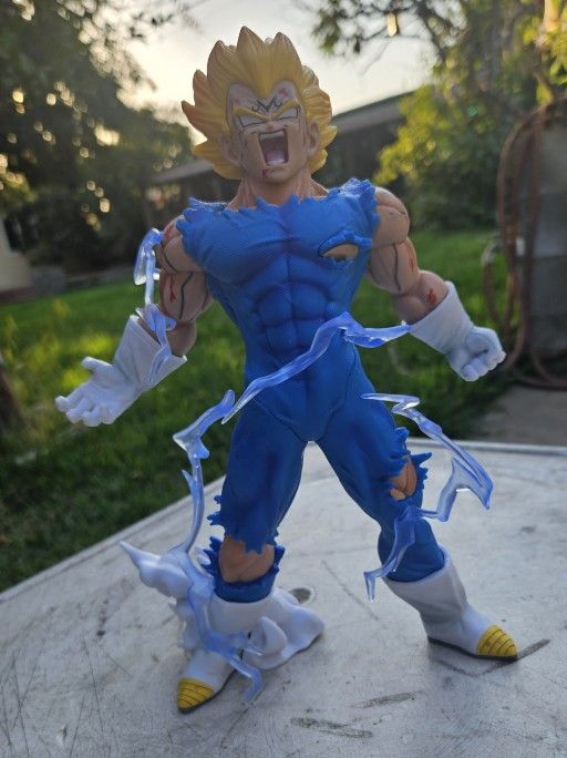 Dragon Ball Z Majin Vegeta Figurine 10" Stewart&Nellis Pick Up