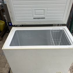 Frigidaire freezer
