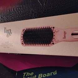 L'ange Heated Brush Straightener 