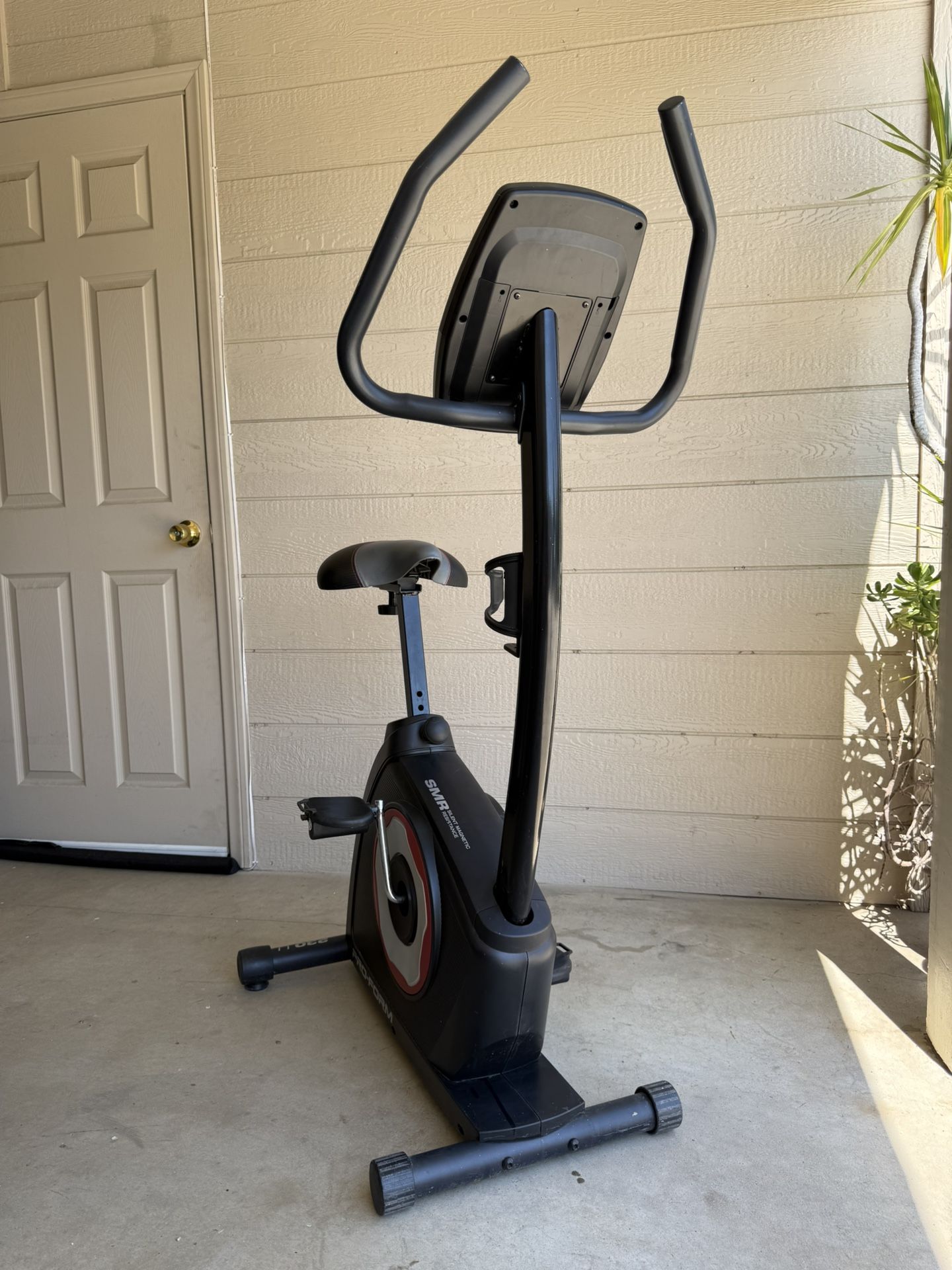 ProForm SMR 230U Upright Exercise Bike – Great Condition!