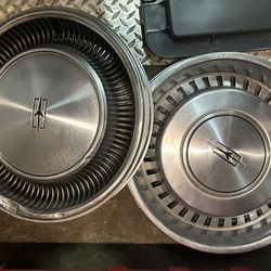 Vintage Oldsmobile Hubcaps