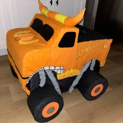 Monster Truck Piñata 