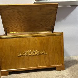 Cedar Lined Hope Chest