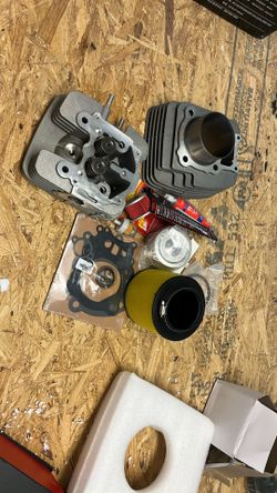 Cylinder Head And Piston Kit For A Honda Rancher TRX 350