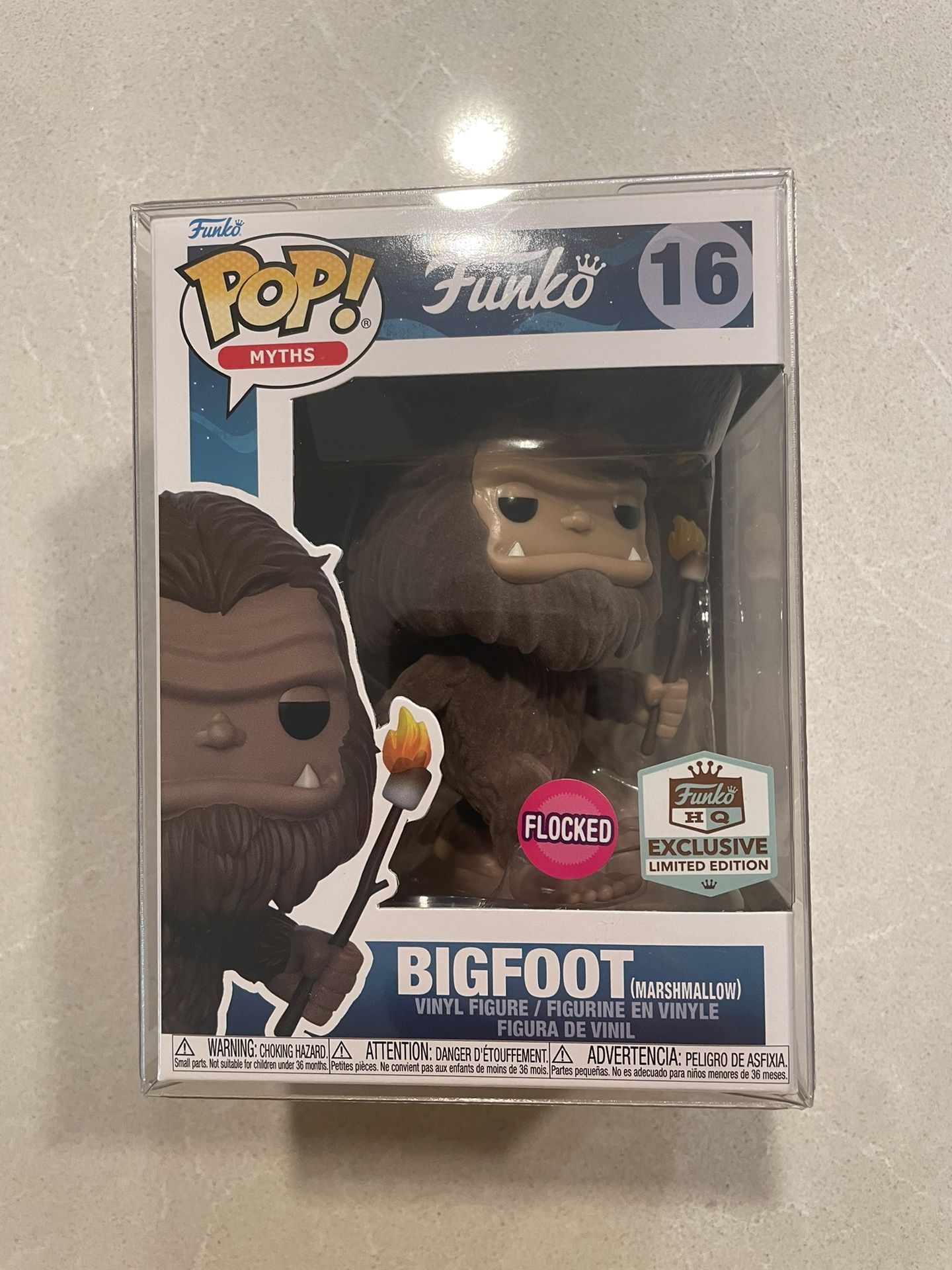 Flocked Bigfoot & Marshmallow Funko Pop *MINT* Funko HQ Exclusive Myths 16 with protector Headquarters Yeti S’mores Smores Sasquatch
