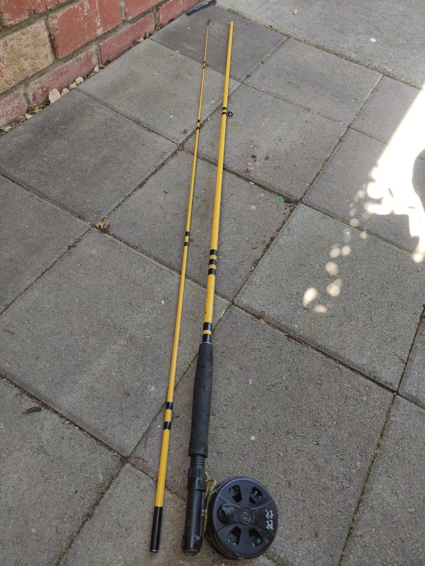 Fly Fishing Rod And Reel EagleClaw 8'6 " Wt#7 + reel of line Black Eagle 5/6
