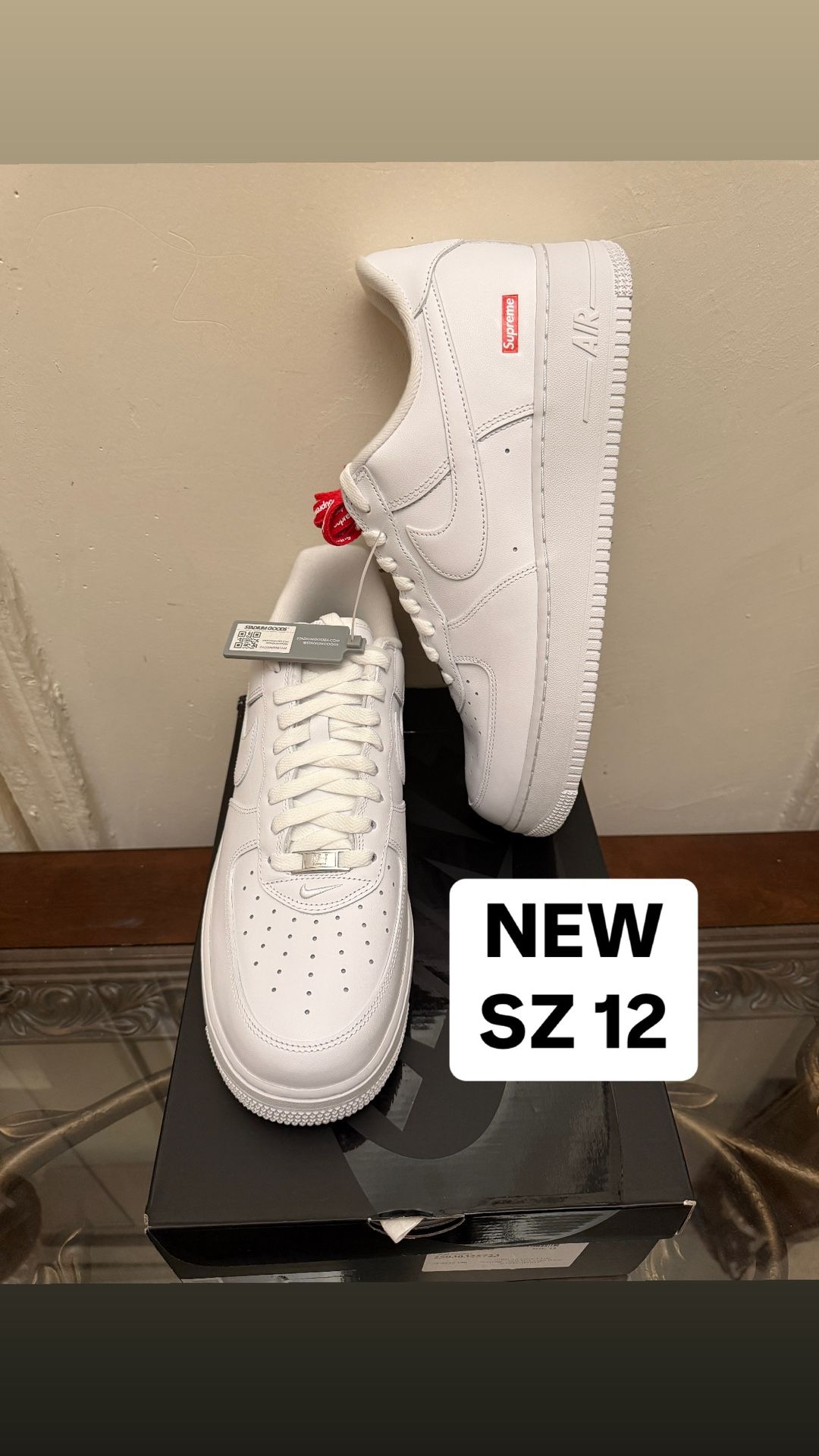 NEW Nike Air Force “White supreme” SZ 12