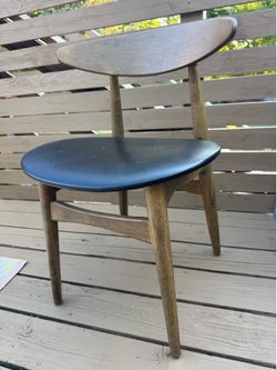 Set of 6 dining chairs