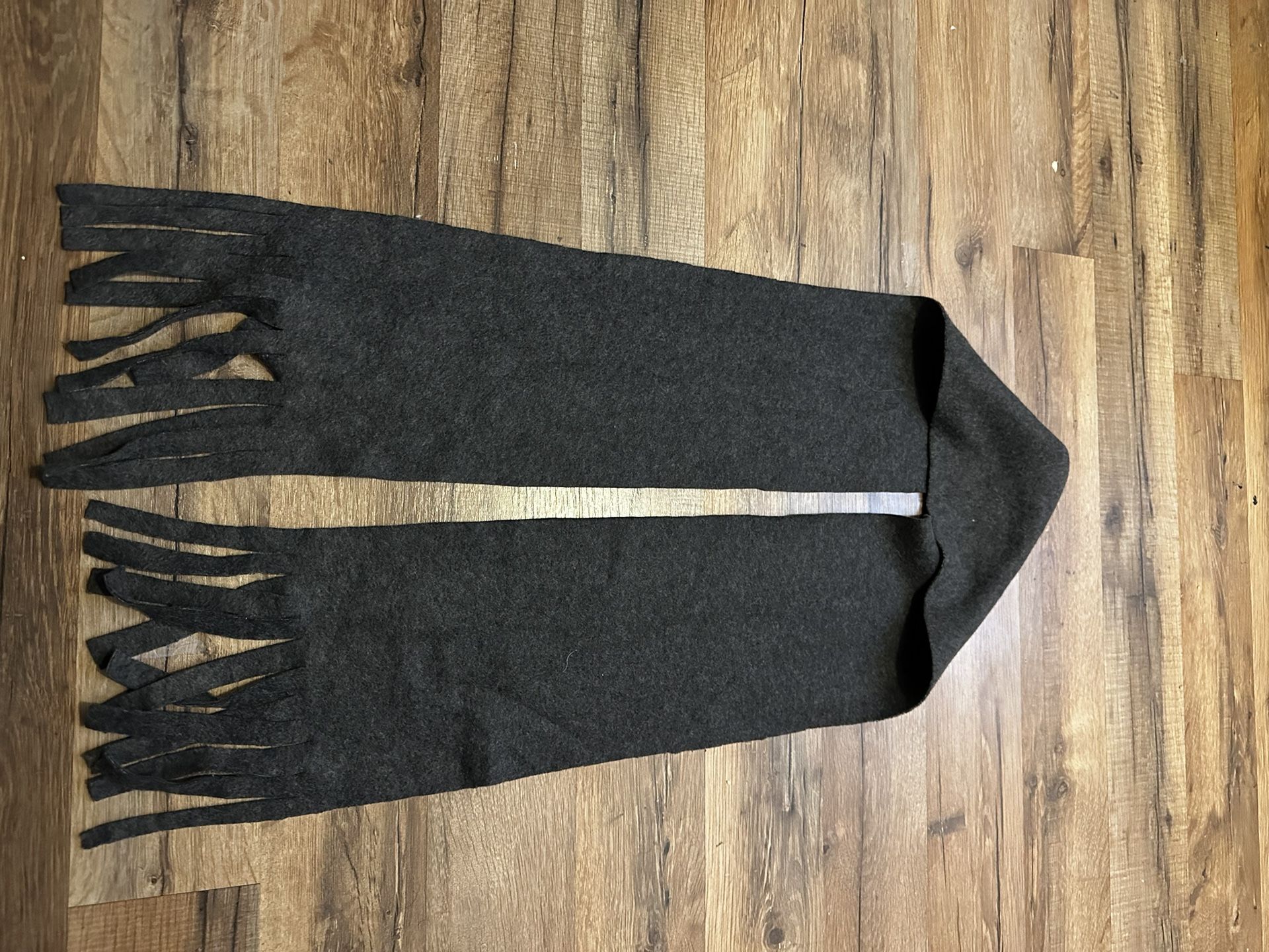 Unisex Grey Scarf
