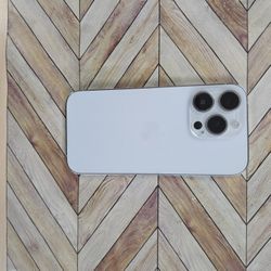 Iphone 14 Pro 256gbb UNLOCK ANY SIM 