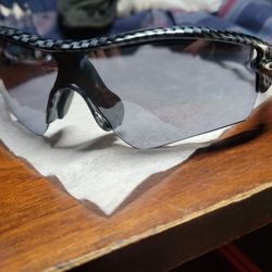 Carbon fiber Oakley polarized sun glasses