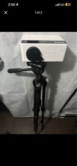 Projector and stand