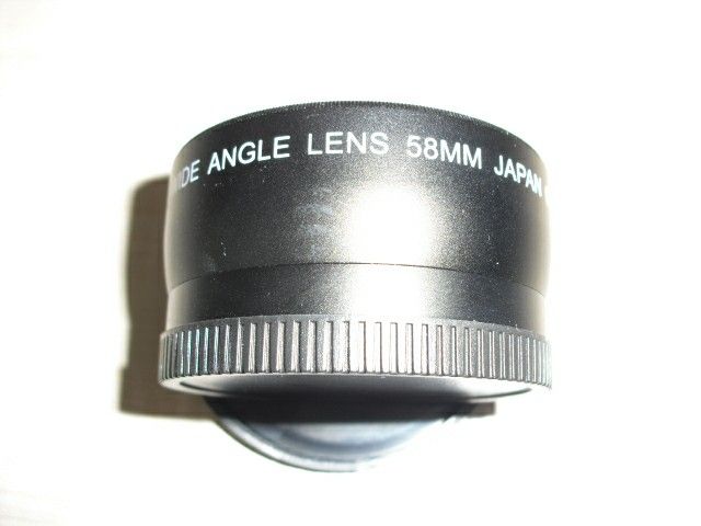 0.45x wide angle and macro converter for digital cameras