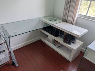 Unique Glass Top L-Shaped convertible desk! Swivels from an L-shape to straight - 59.3"L X 23.6"W