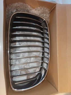 BMW 135I OEM Grill