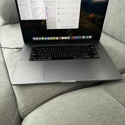 MacBook Pro 16” Retina 2.6ghz 6core i7 16gb Ram 500gb 