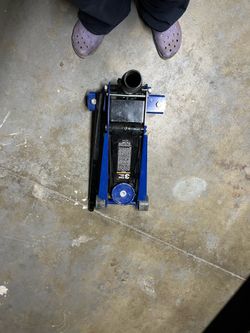 Duralast 3Ton floor jack