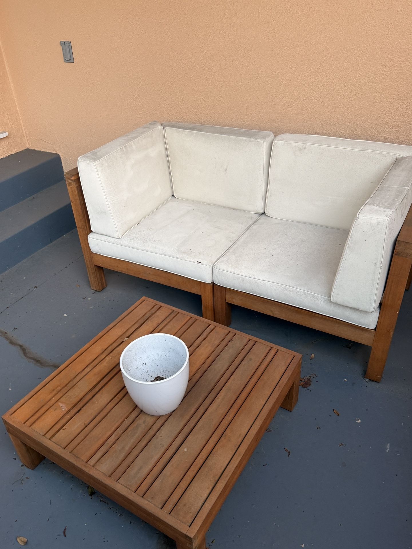 WAYFAIR OUTDOOR FURNITURE SET