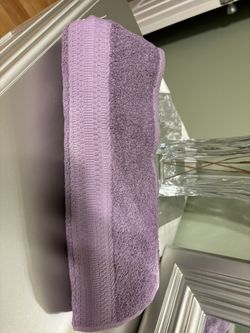 Kohl's Purple Hand Towel