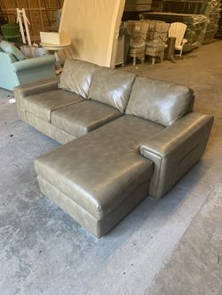 La Z Boy sofa and chase Lounge leather