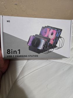 USB C Charging station