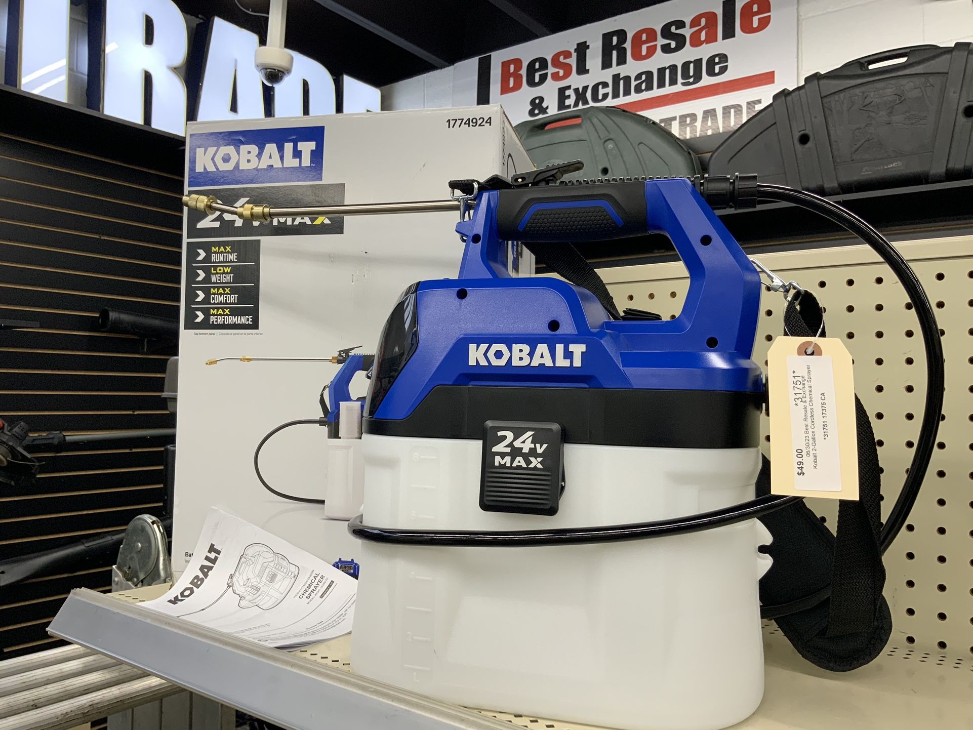 KOBALT 24v Max 2gallon Cordless Chemical Sprayer Kit for Sale in