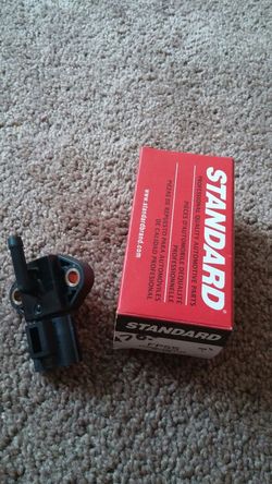 Fuel pressure sensor.