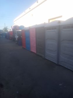 Portable restroom