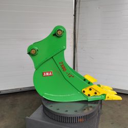 Excavator Hitachi ZX-70/ZX-75/ZX-80 Bucket GP 12-inches Width. Without the Pin.