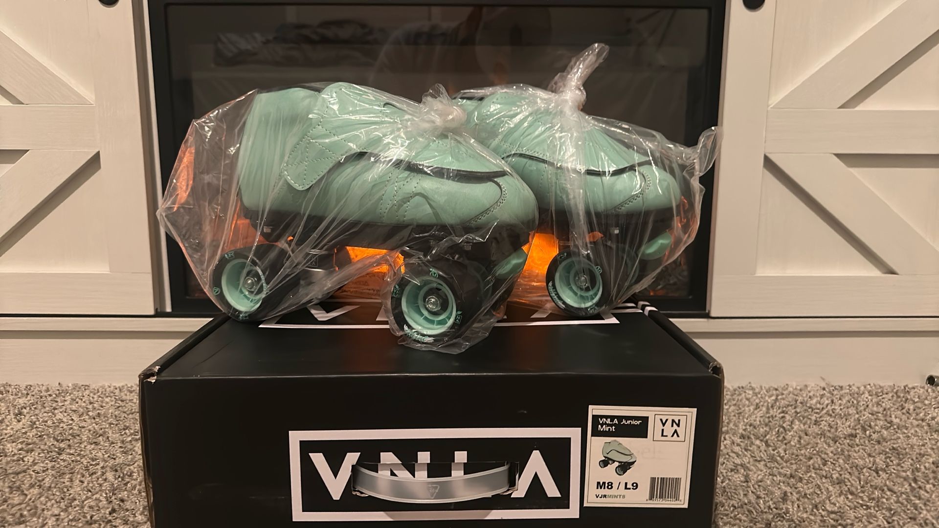 Vanilla Junior Mint Skates