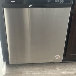 Whirlpool Dishwasher 