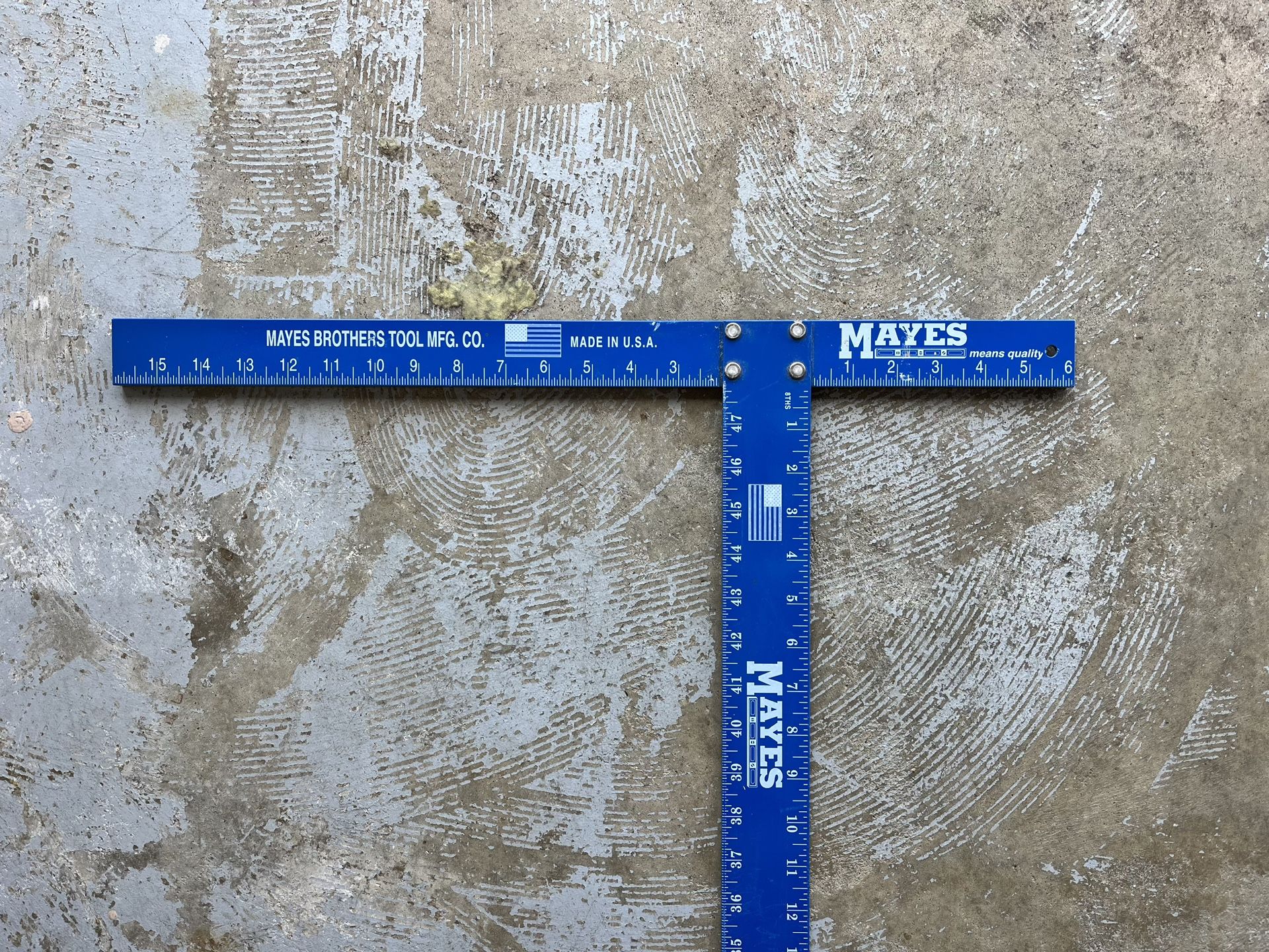 Mayes Brothers 48” Square