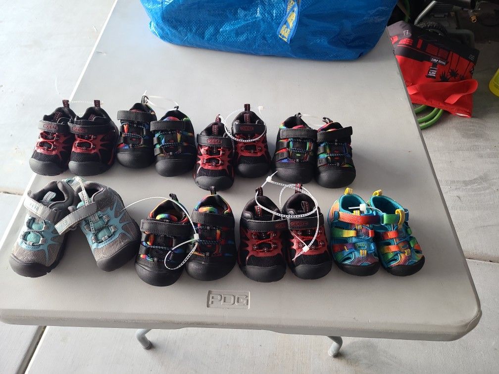 KEEN BABY SHOES/SANDLES