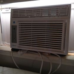 2 AC Air Conditioners For Sale For $1200
