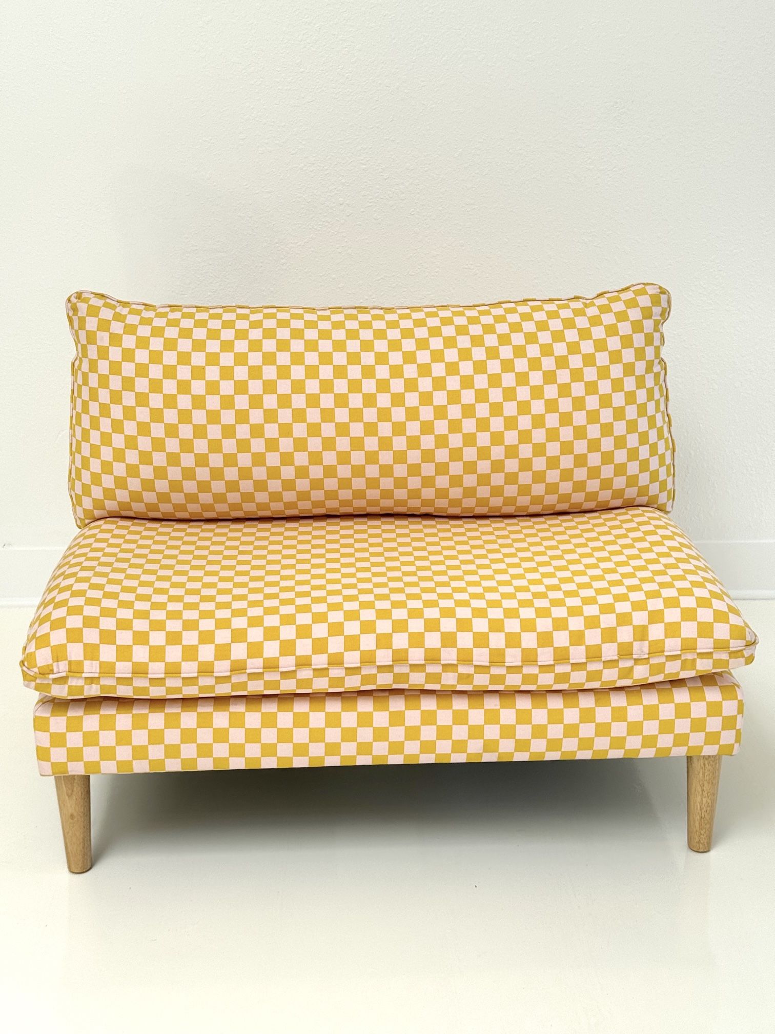 Yellow & Pink Checkered Loveseat – Excellent Condition