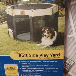 DOGGIE PLAYYARD 
