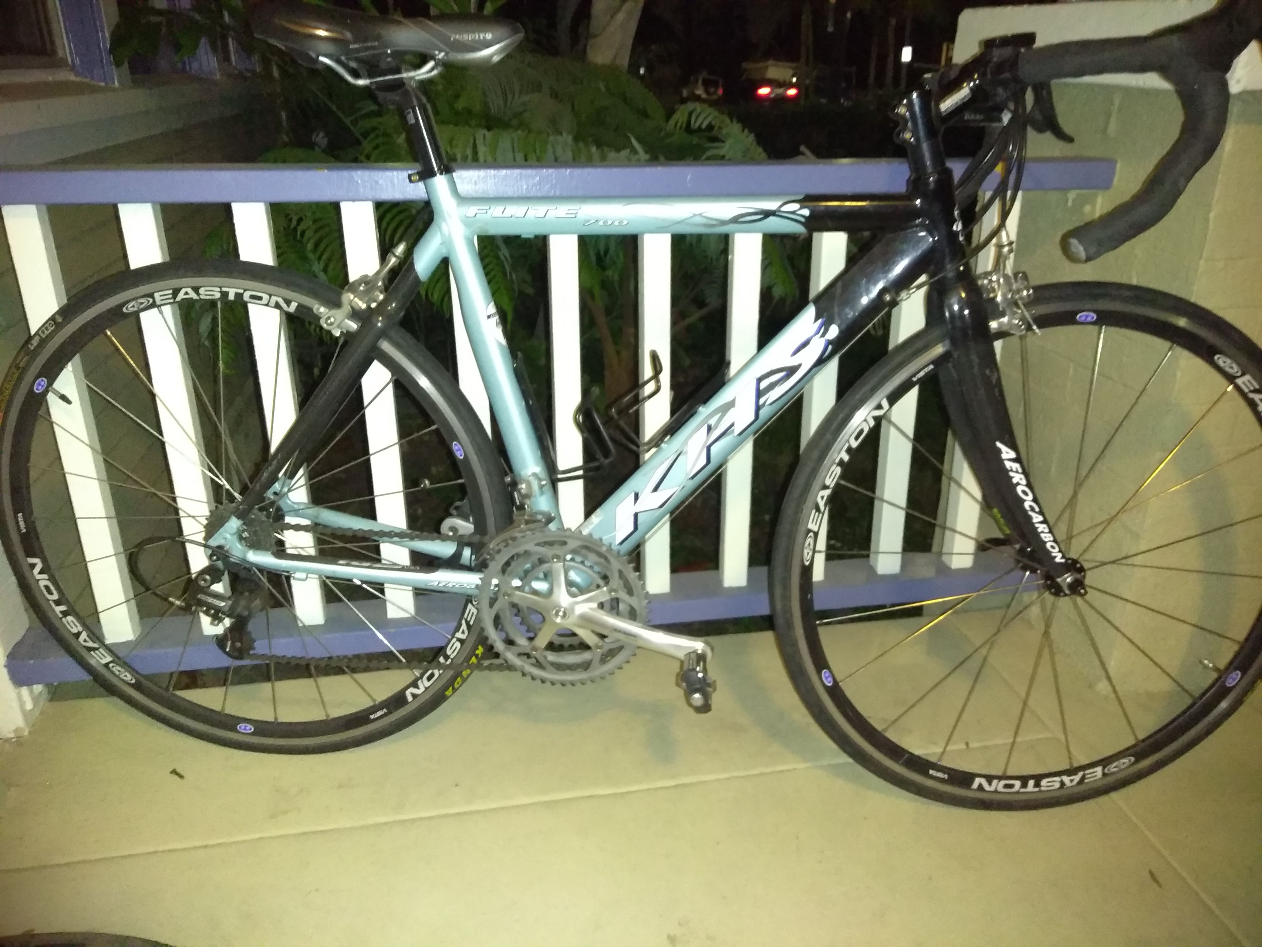 KHS FLITE 700 ALLOY CARBON BIKE. FULL CAMPY for Sale in Long