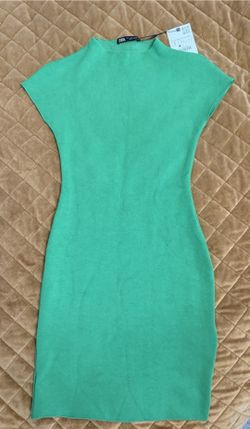 Dress Zara green Size s