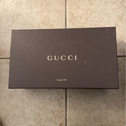 Gucci Men’s Shoe BOX only