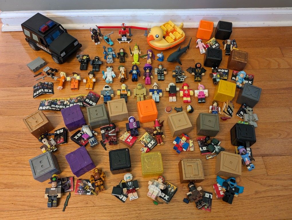 Huge Roblox Toy Collection 