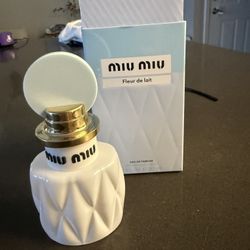 Miu Miu Fleur De Lait Perfume 