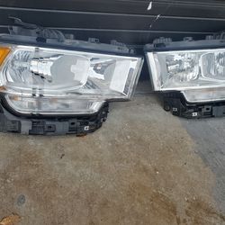 2019-2024 DODGE RAM 2500 HEADLIGHTS