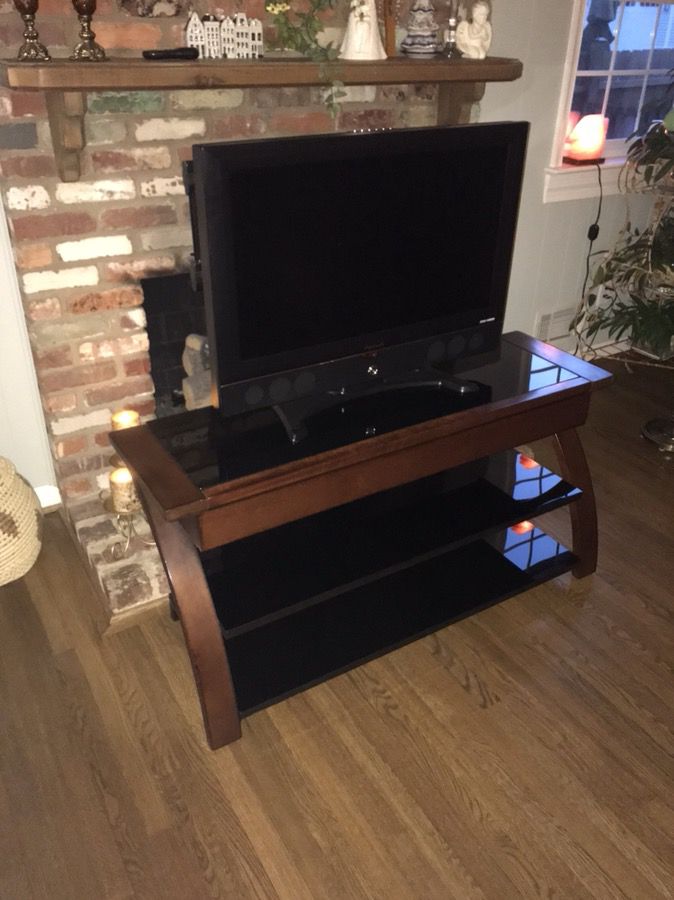 TV/TV Stand combo