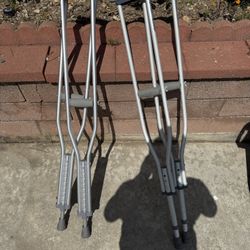 Crutches 