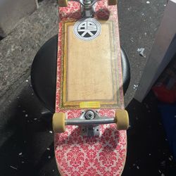 Mini Logo Complete Skateboard 