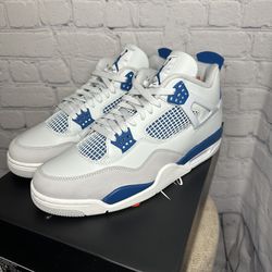 Nike Jordan 4 Military Blue Sneakers 