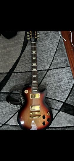 Gibson Les Paul Guitar Sunburst