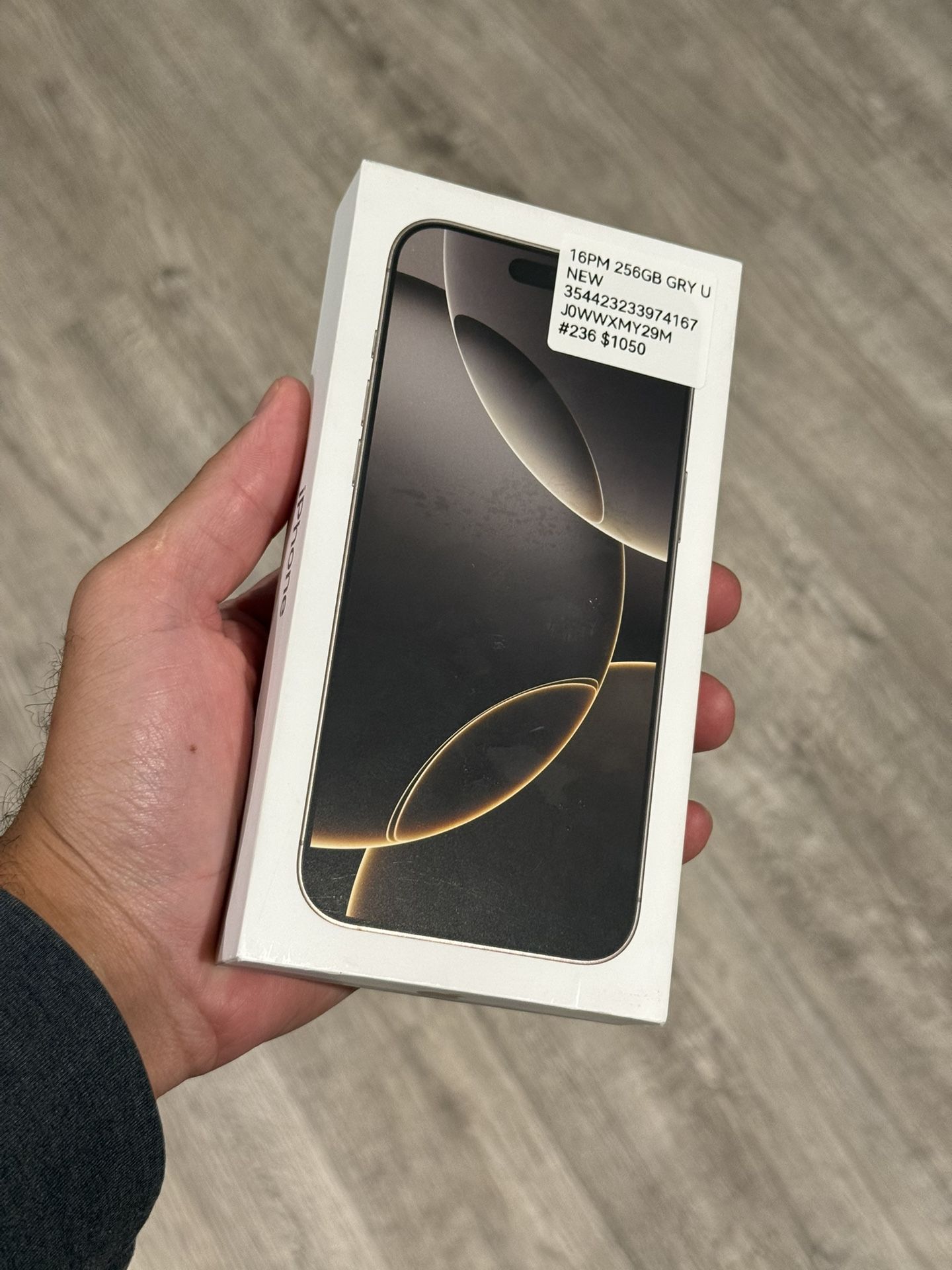 IPhone 16 Pro Max - UNLOCKED -256GB - SEALED