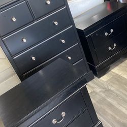 Chest And Nightstands